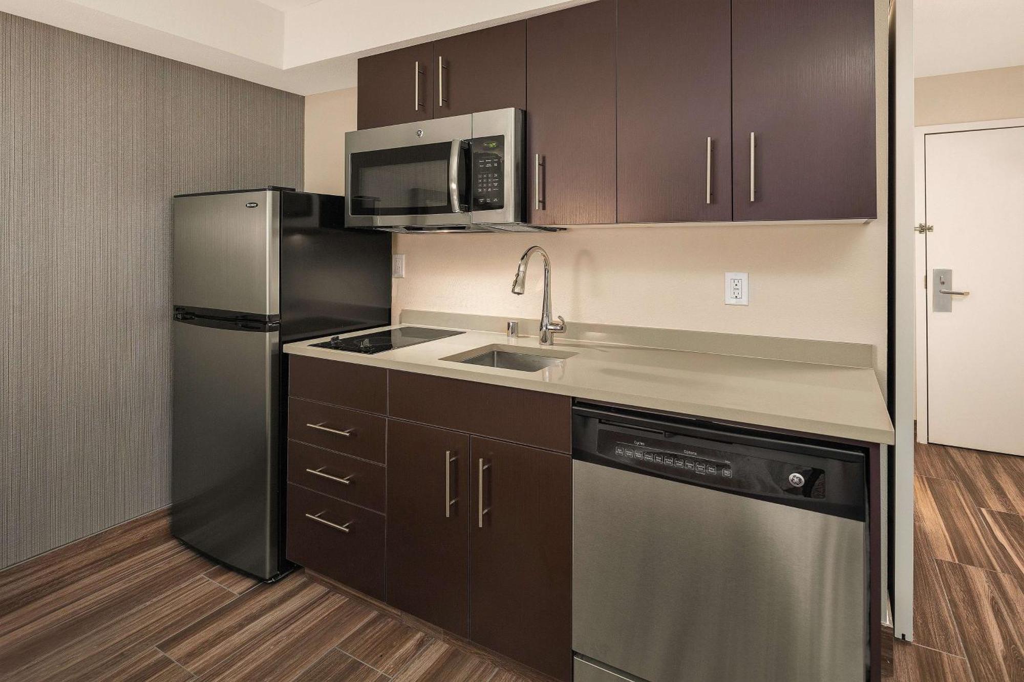 Hampton Inn & Suites Seattle North/Lynnwood Zewnętrze zdjęcie
