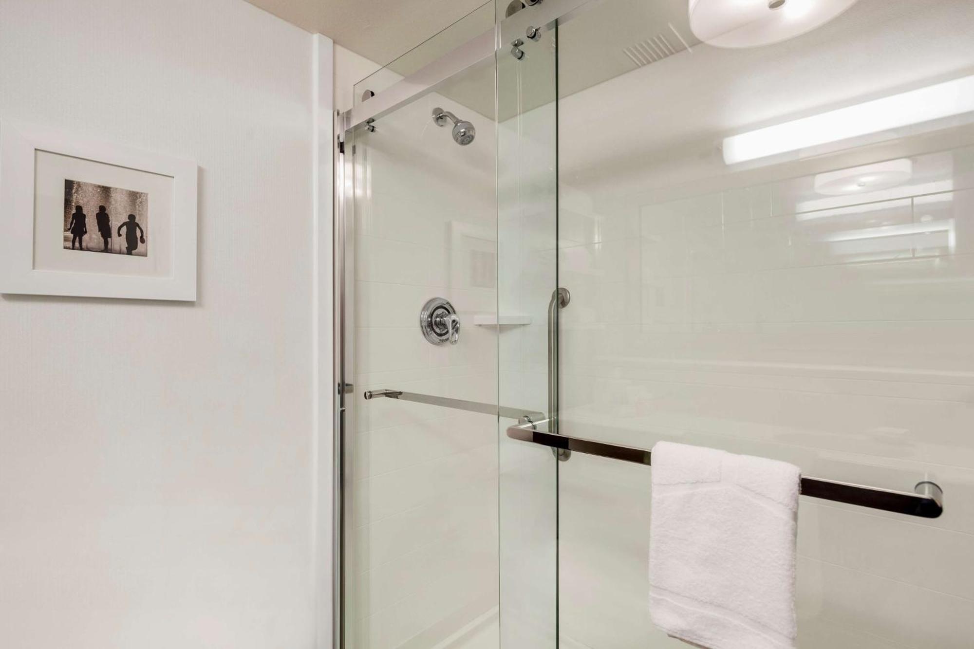 Hampton Inn & Suites Seattle North/Lynnwood Zewnętrze zdjęcie