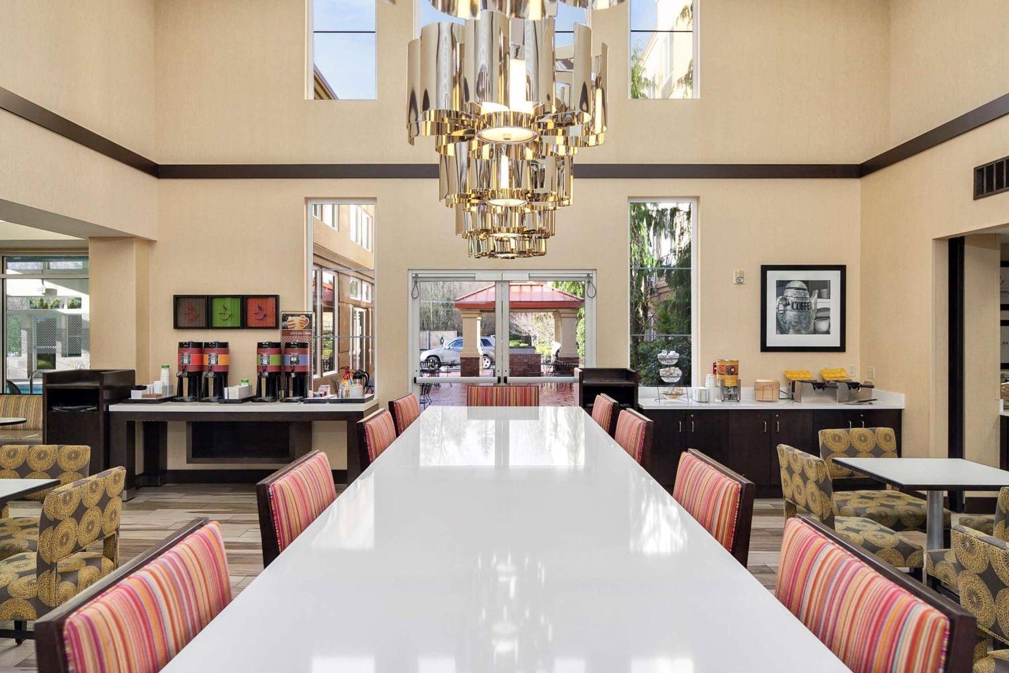 Hampton Inn & Suites Seattle North/Lynnwood Zewnętrze zdjęcie